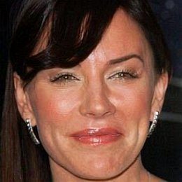 Krista Allen, Nathan Fillion's Girlfriend