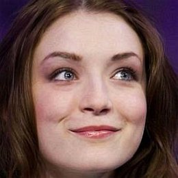 Sarah Bolger, Julian Morris's Girlfriend