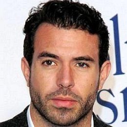 Tom Cullen, Tatiana Maslany's Boyfriend