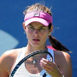 Julia Goerges Boyfriends and dating rumors