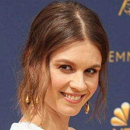 Katja Herbers Boyfriends and dating rumors