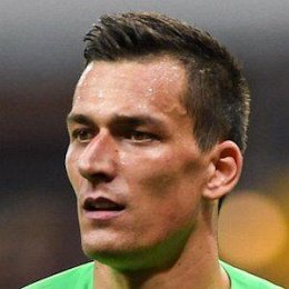 Lovre Kalinic Girlfriends and dating rumors