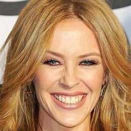 kylie minogue dating 2021