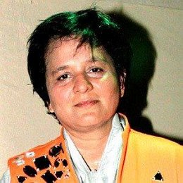 Falguni Pathak Boyfriends and dating rumors