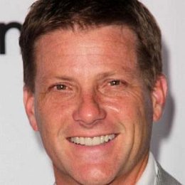 Doug Savant, Laura Leighton's Husband