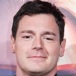 Benjamin Walker, Kaya Scodelario's Husband