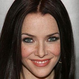 Annie Wersching, Stephen Full's Wife