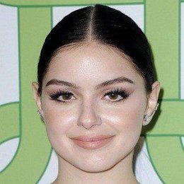 Ariel Winter, Levi Meaden's Girlfriend